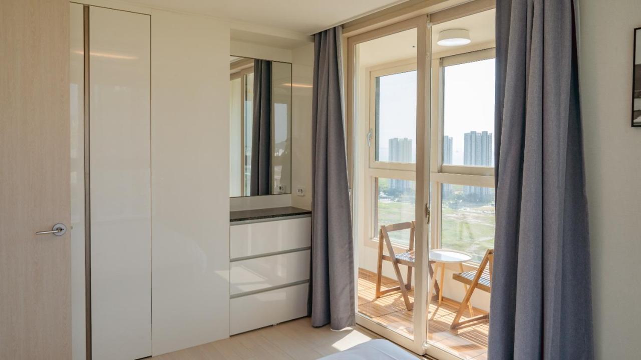The November Stay In Landmark Incheon Exterior photo