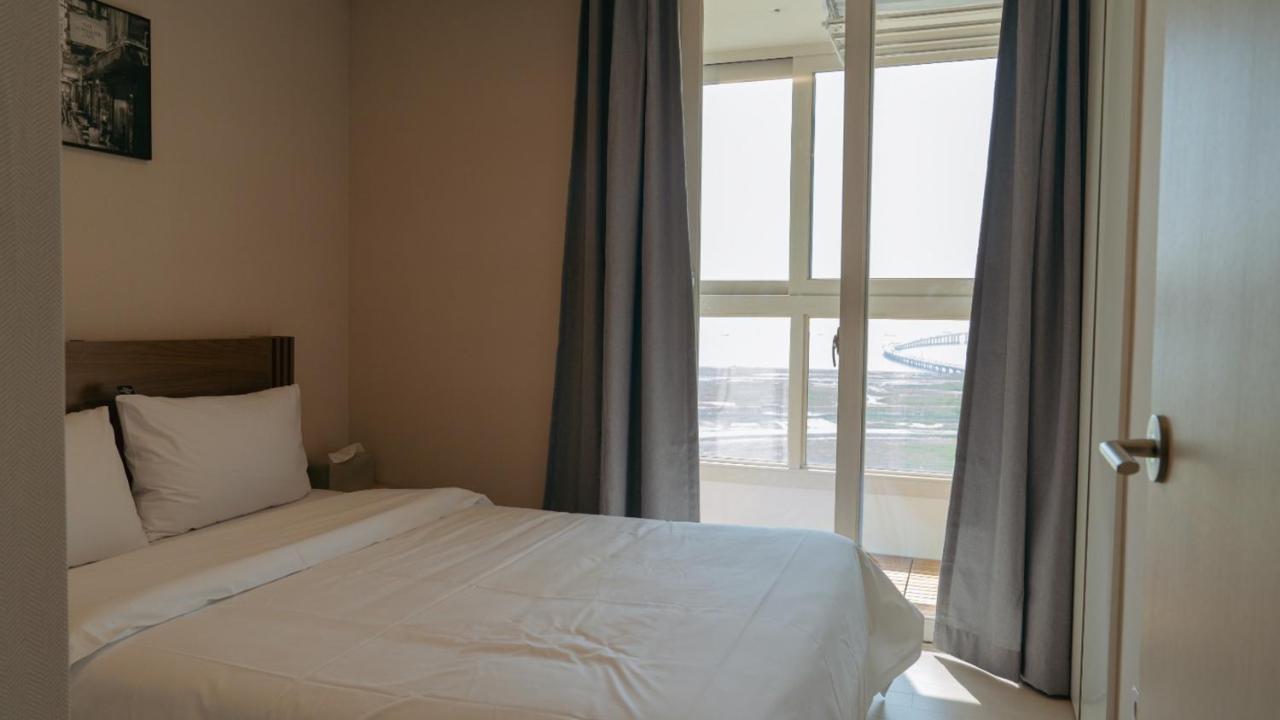 The November Stay In Landmark Incheon Exterior photo