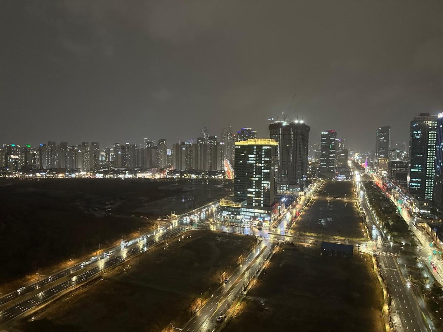 The November Stay In Landmark Incheon Exterior photo